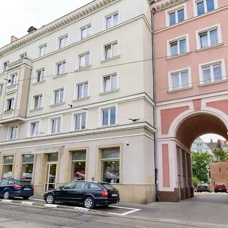 Plac Wielkopolski Apartment